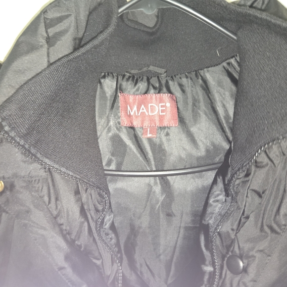 MADE Black Puffer Vest with Fur Hoodie Size L - Picture 3 of 3